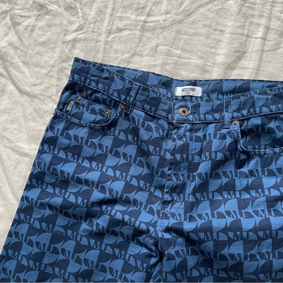 Moschino Jeans Logo Print Jeans - Picture 2 of 5